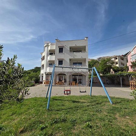 Apartments Leticia Baška Exteriör bild